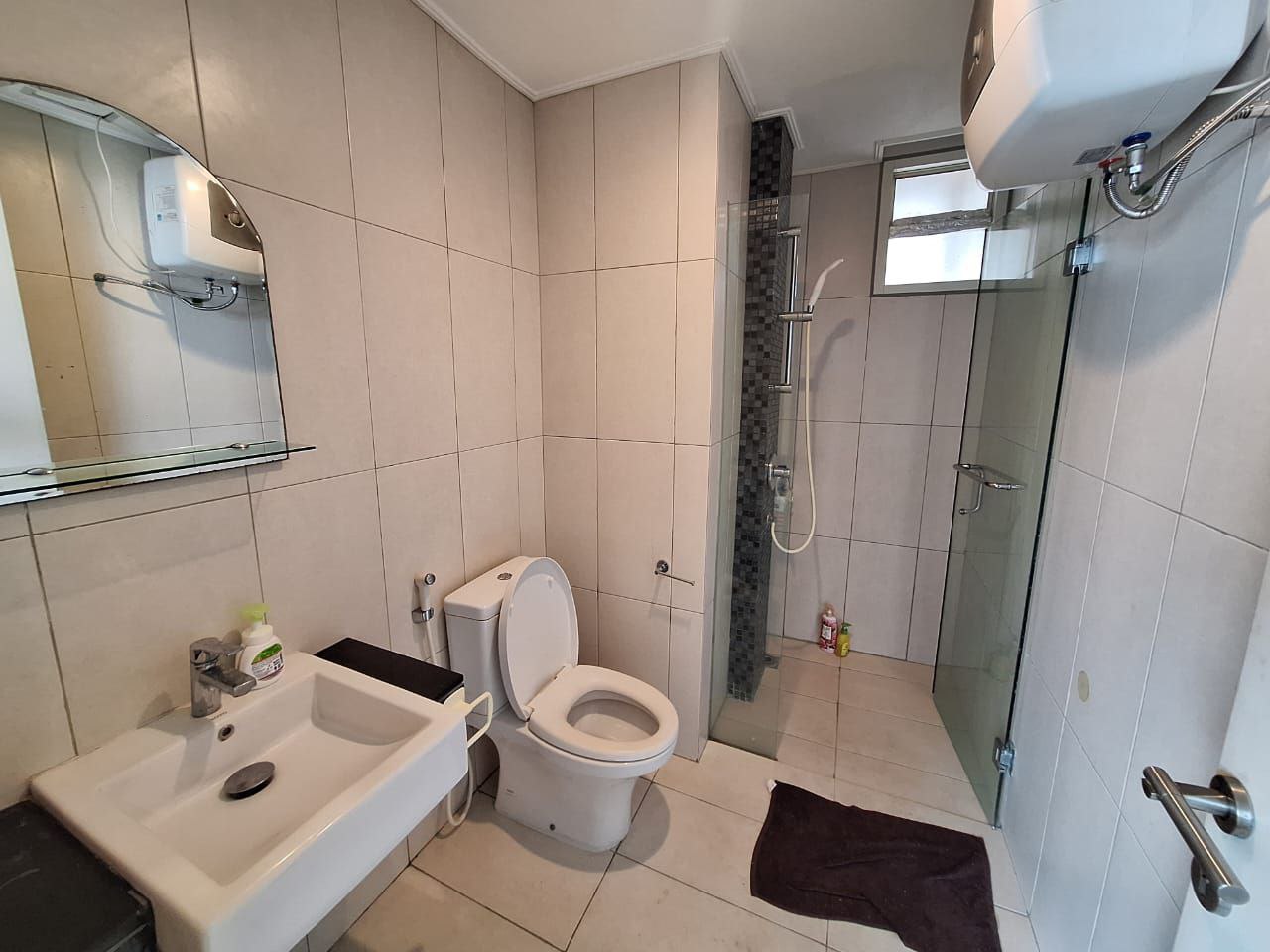 Disewakan Apartemen Luas 3BR di Ciputra World Surabaya Barat - Thumbnail 5