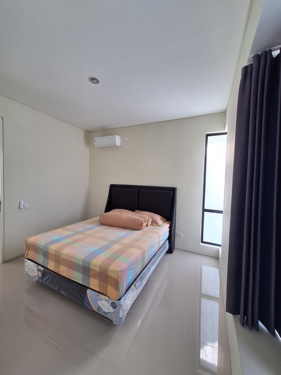 Jual / Sewa Rumah Baru 2 Northwest Central Citraland Utara Surabaya Barat - Thumbnail 3