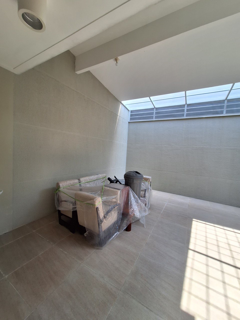 Jual / Sewa Rumah Baru 2 Northwest Central Citraland Utara Surabaya Barat - Thumbnail 4