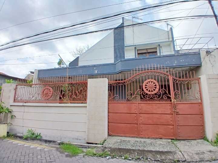 Dijual/Disewakan Rumah Luas Strategis di Karang Empat Ploso Surabaya Timur - Image 1