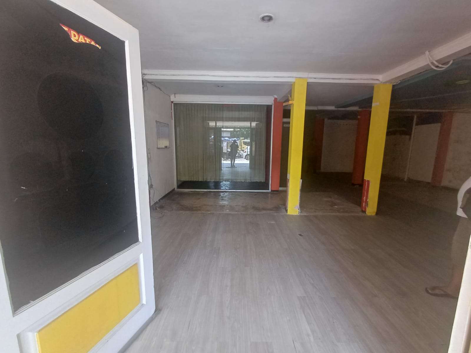 Disewakan Rumah Usaha Strategis Ngagel Jaya Surabaya Timur - Thumbnail 2