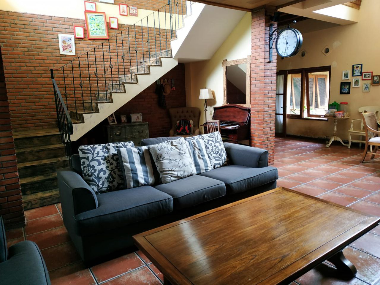 Dijual Rumah Tinggal 2 Lantai Full Furnished di Graha Candi Soba Jawa Tengah - Thumbnail 2