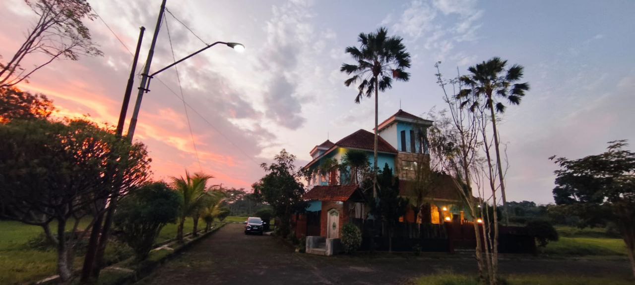 Dijual Rumah Tinggal 2 Lantai Full Furnished di Graha Candi Soba Jawa Tengah - Thumbnail 6