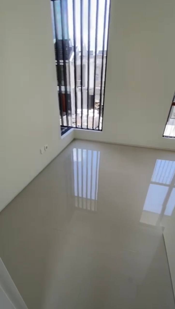 Dijual/Disewakan Rumah Siap Huni di Northwest Citraland Surabaya Barat - Thumbnail 6