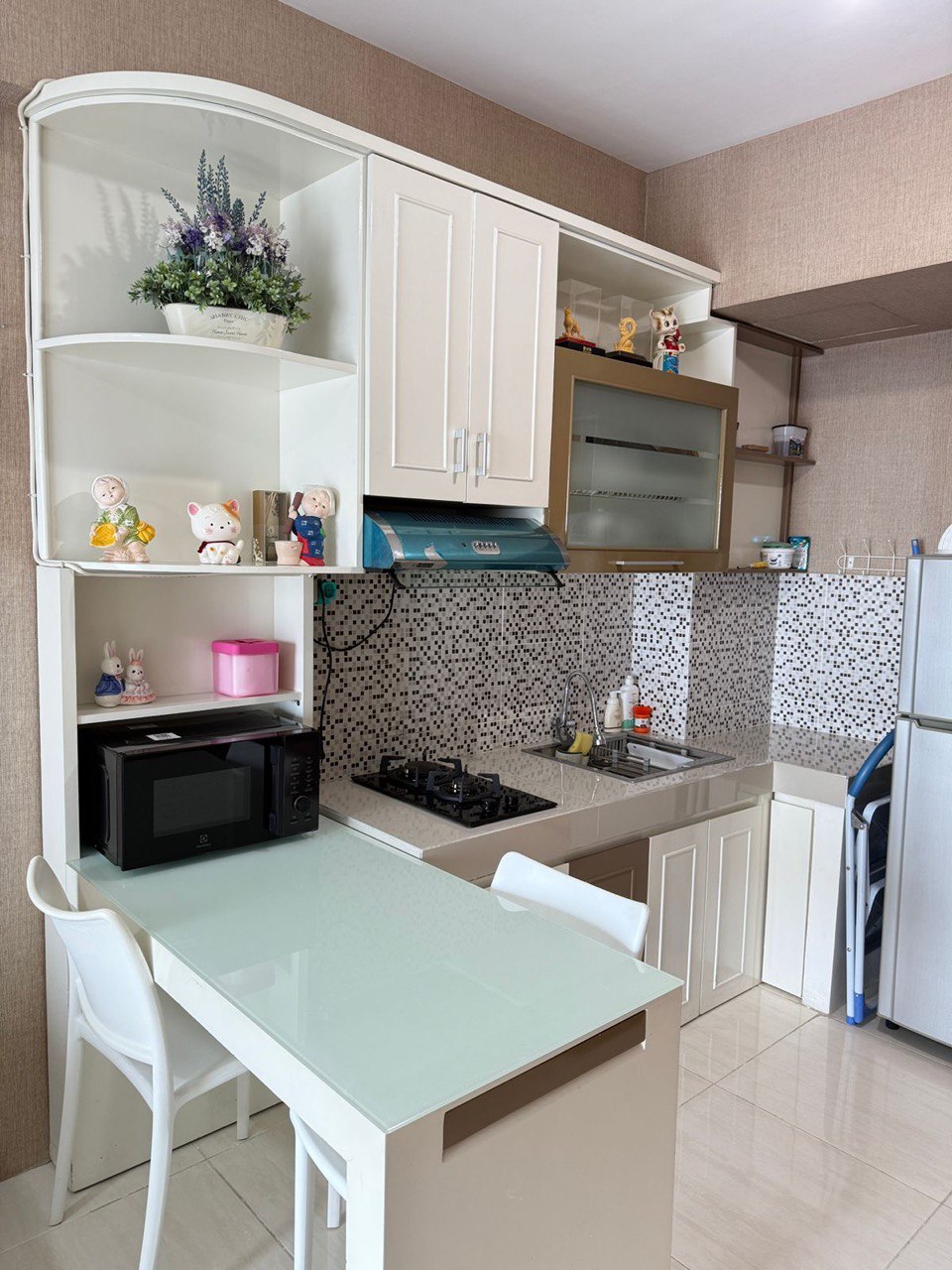 Dijual/Disewakan Apartement Full Furnish dan Lokasi Strategis di Puncak Bukit Golf Surabaya Barat - Thumbnail 3