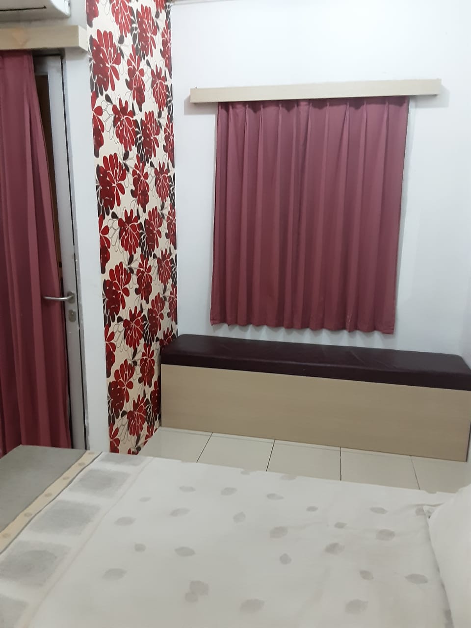 Dijual/Disewakan Apartemen Pool View dan Lokasi Strategis di Pavilion Permata Studio Surabaya Barat - Thumbnail 3