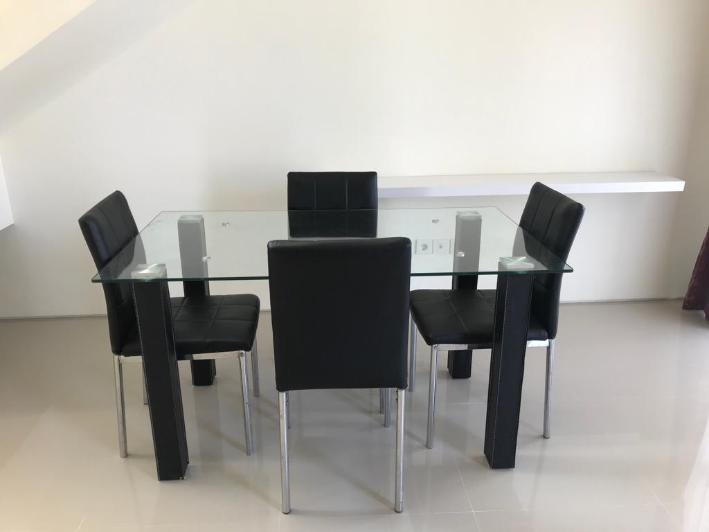 Dijual/Disewakan Rumah Mewah 2 Lantai Murah dan Lokasi Premium di Royal Residence Surabaya Barat - Thumbnail 3