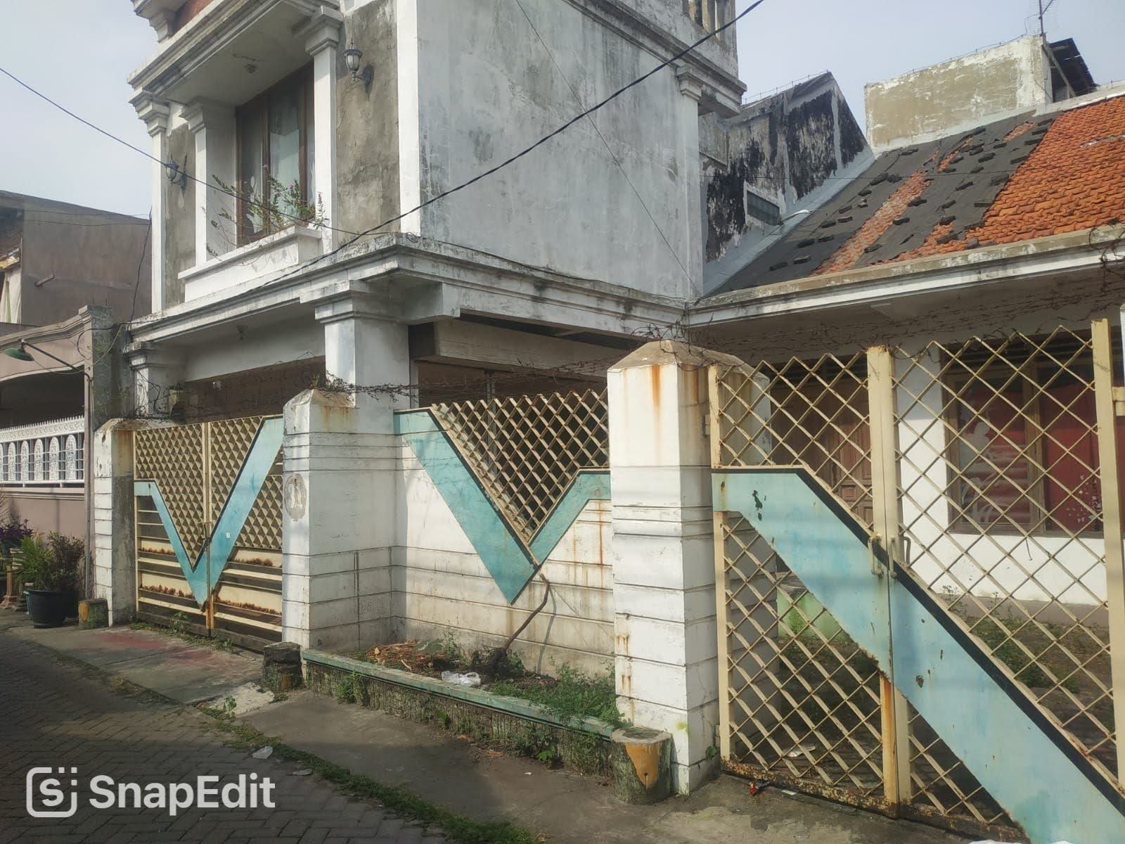 Dijual Cepat Rumah Hitung Tanah Lokasi Strategis di Kalikepiting Surabaya Timur - Image 1