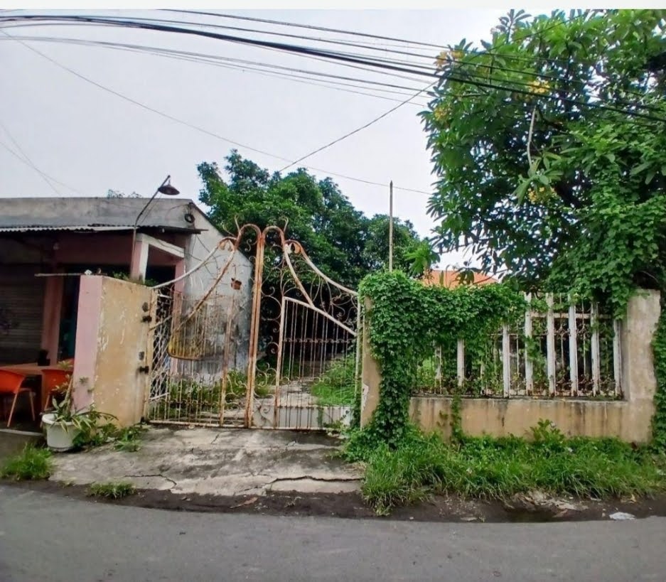 Dijual Rumah Nol Jalan Kawasan Strategis di Gersikan Surabaya Timur - Image 1