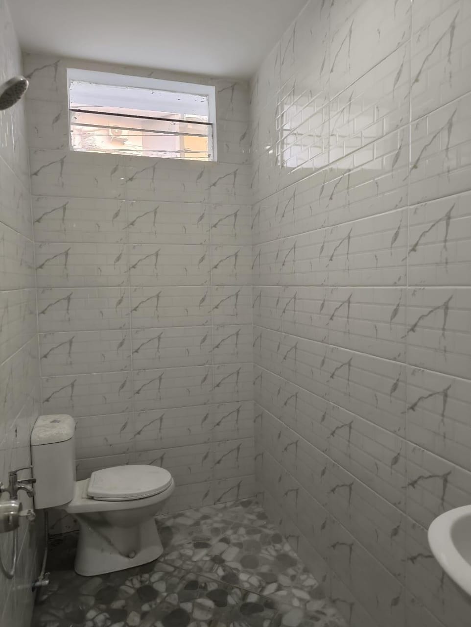 Dijual Murah Rumah Bagus Split Level Semolowaru Selatan Surabaya Timur - Thumbnail 5