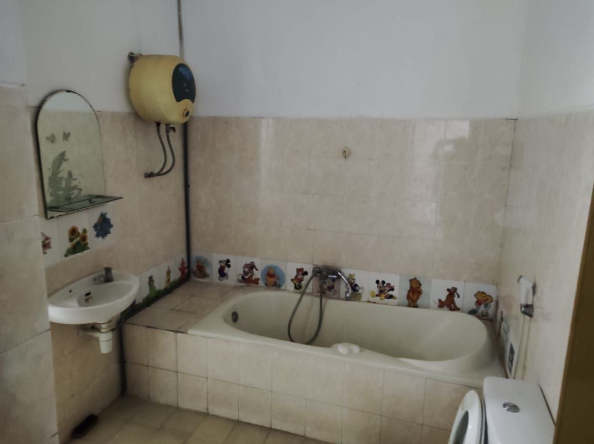 Dijual Rumah Kantor Lokasi Strategis di Rungkut Makmur Square Surabaya Timur - Thumbnail 4