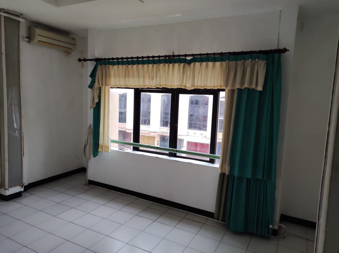 Dijual Rumah Kantor Lokasi Strategis di Rungkut Makmur Square Surabaya Timur - Thumbnail 5