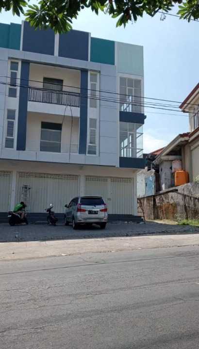 Dijual Ruko Strategis 3 Lantai di Jalan Raya Lontar Surabaya Barat - Image 1