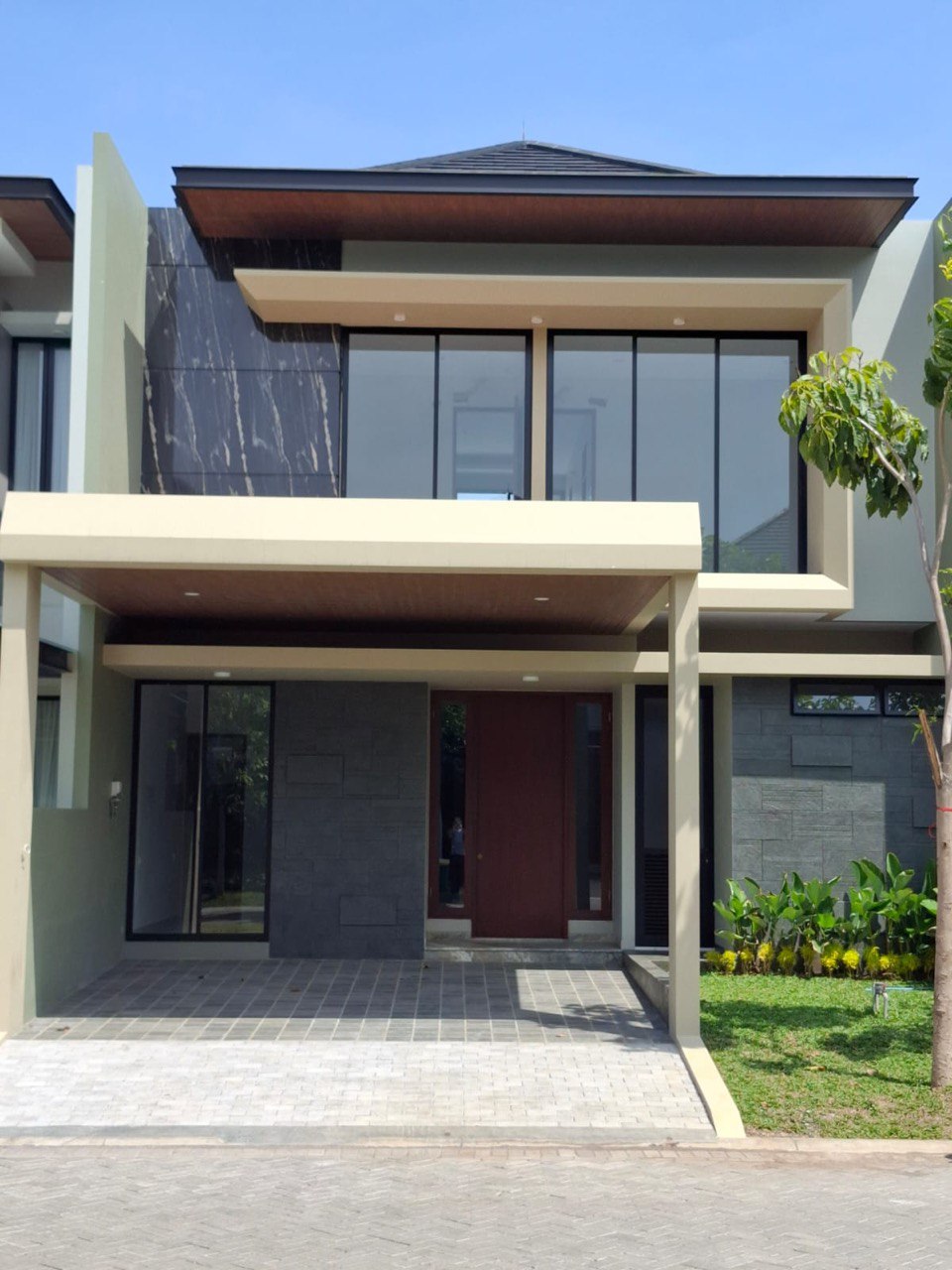 Dijual Rumah Baru Lokasi Strtaegis Woodland, Citraland Utama Surabaya Barat - Image 1