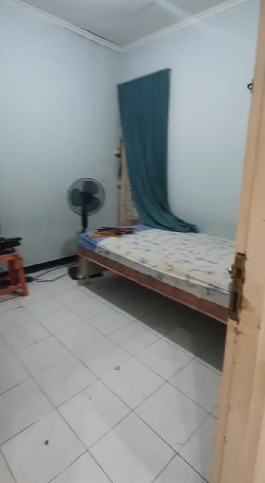 Dijual Rumah Hitung Tanah di International Village Citraland Surabaya Barat - Thumbnail 2