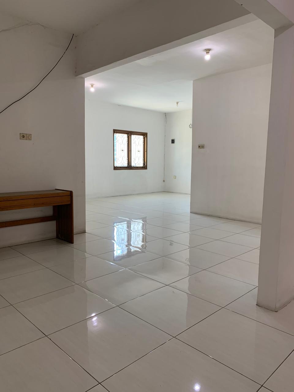 Dijual Rumah Strategis di Nol Jalan Kembar Rungkut Surabaya Timur - Thumbnail 3