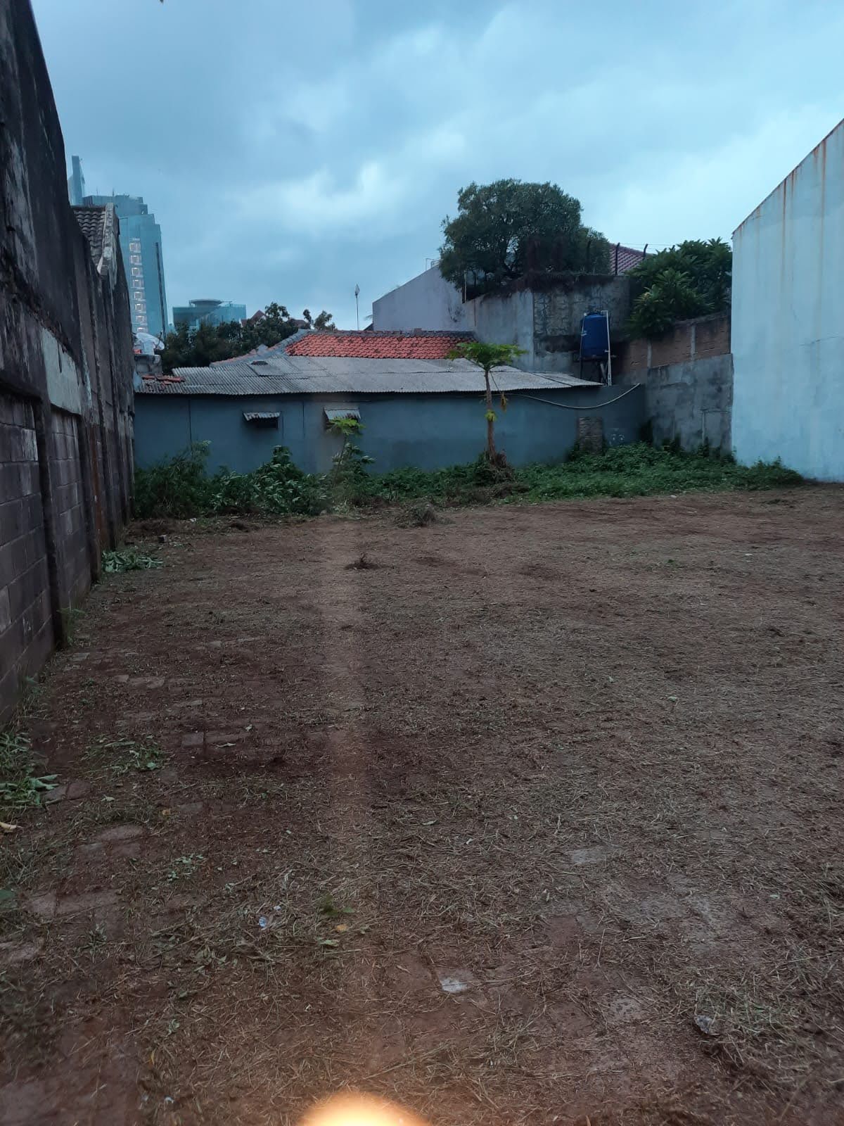 Dijual Tanah Strategis di Cilandak Jakarta Selatan - Image 1
