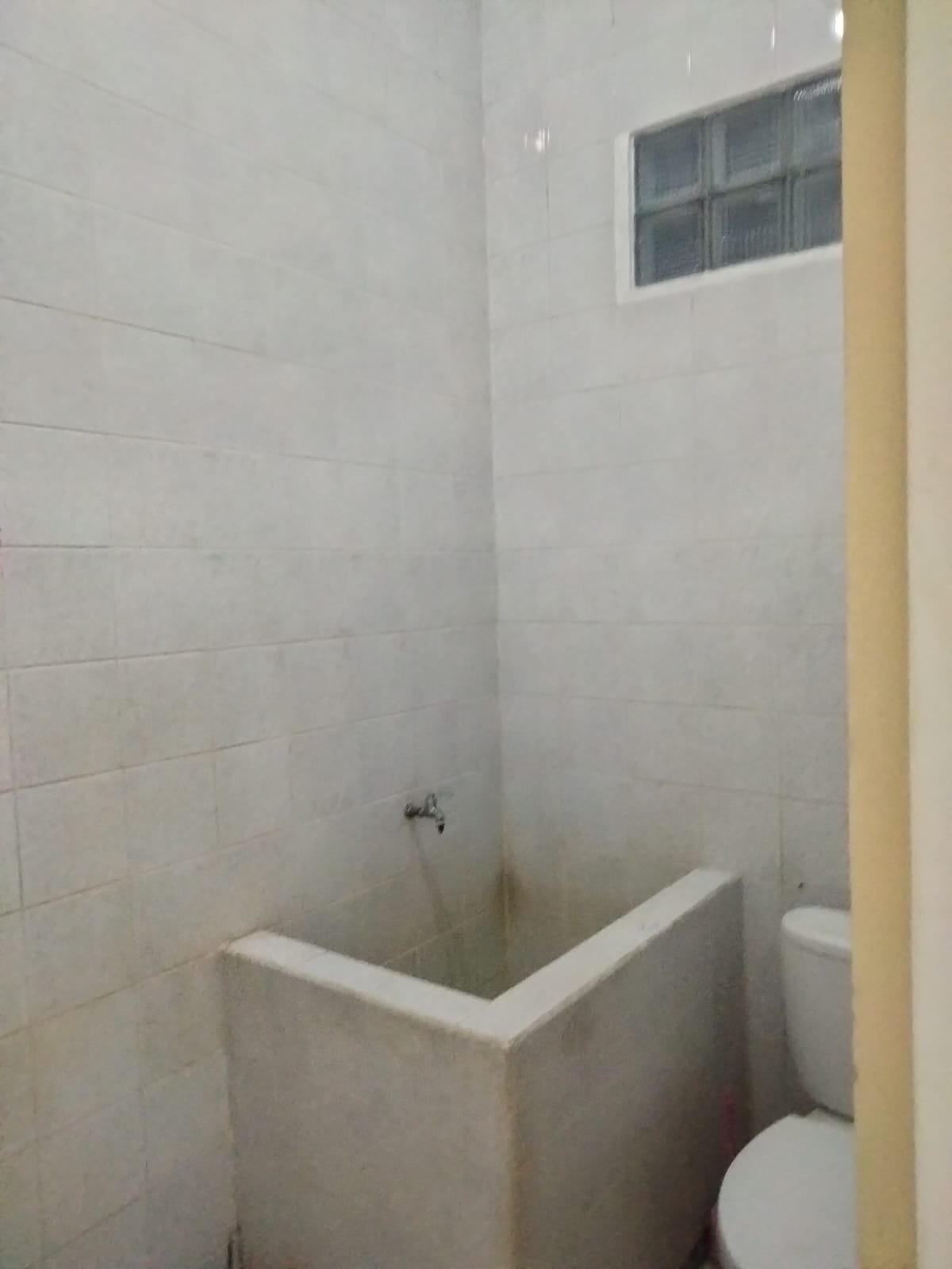 Jual Rumah 1,5 Lantai Jalan Libra Surabaya Timur - Thumbnail 5