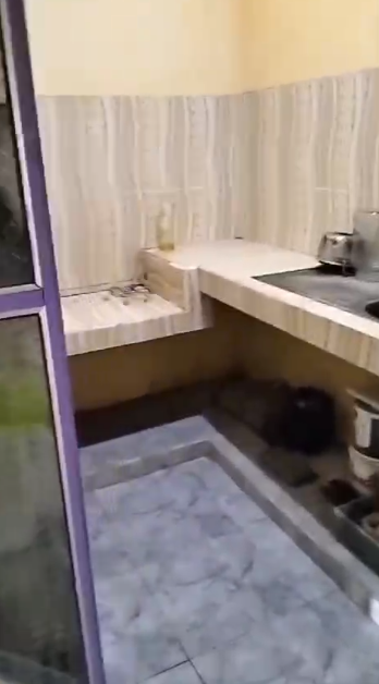 Dijual Rumah Siap Huni di Banyuurip Menganti Gresik - Thumbnail 3