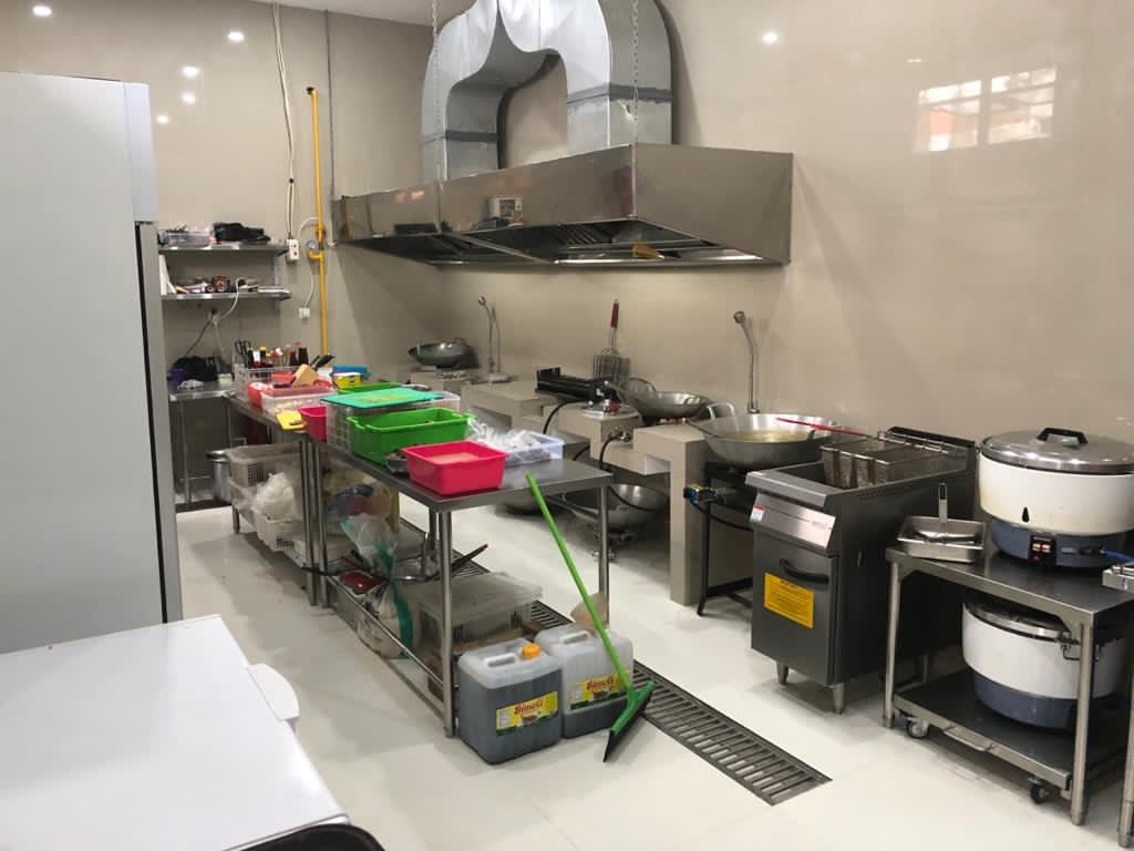 Disewakan Rumah Usaha Komersial di Arjuna Surabaya Pusat - Thumbnail 4