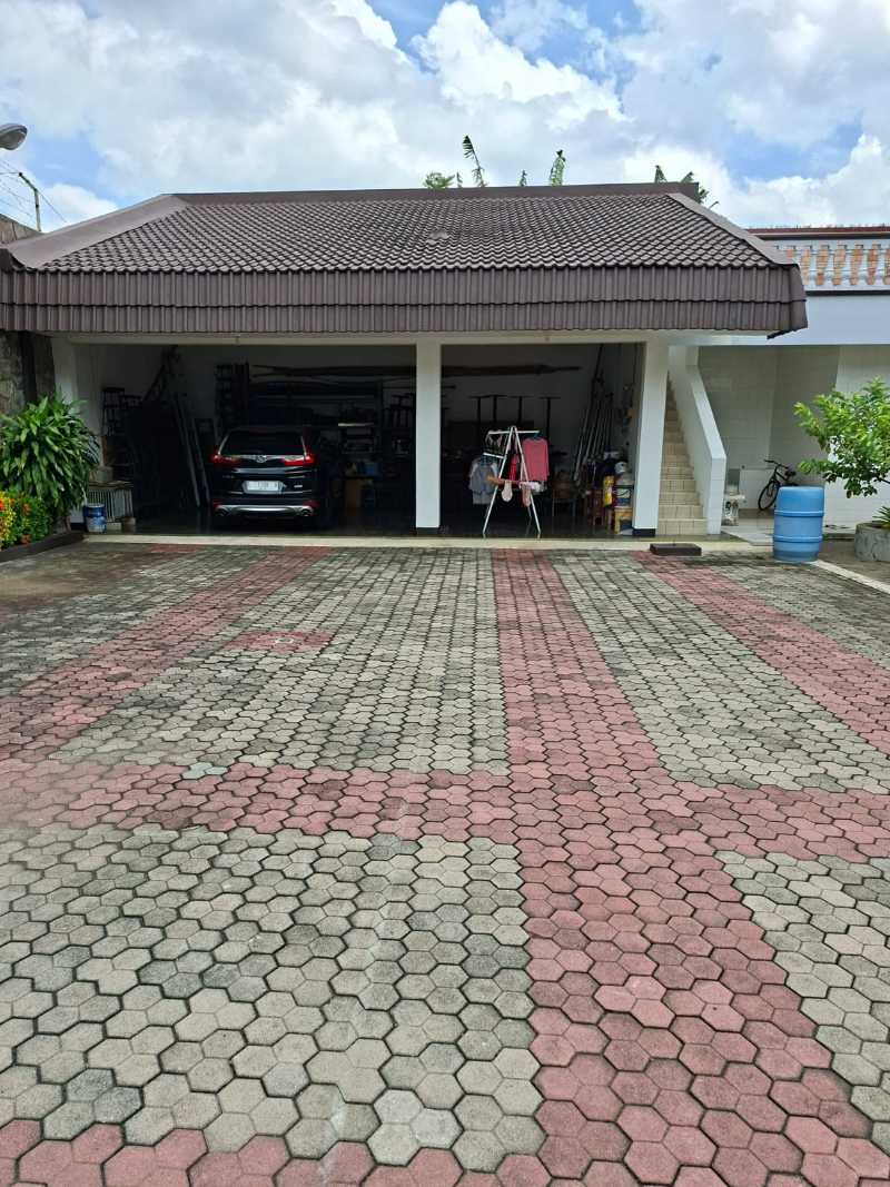 Disewakan Tanah Berpaving Lokasi Premium di Jalan Tegalsari Surabaya Pusat - Thumbnail 5