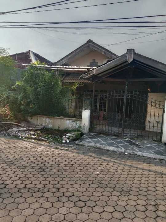 Dijual Rumah Strategis di Taman Pondok Indah Surabaya Barat - Image 1