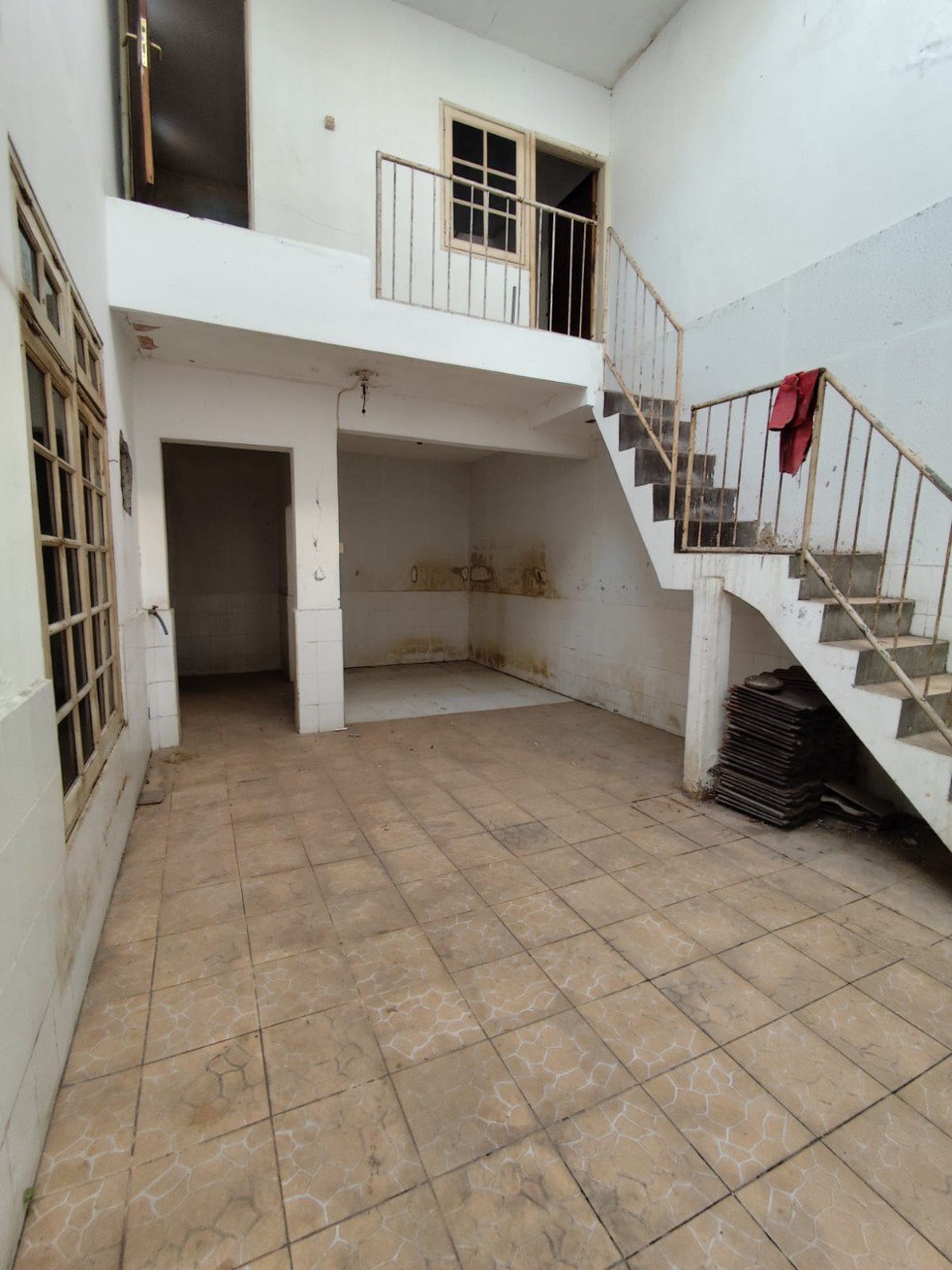 Dijual Rumah Strategis di Taman Pondok Indah Surabaya Barat - Thumbnail 5