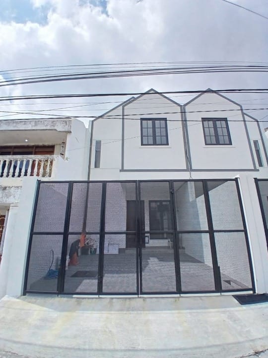 Dijual Rumah Baru 2 Lantai di Lebak Jaya Surabaya Timur - Image 1