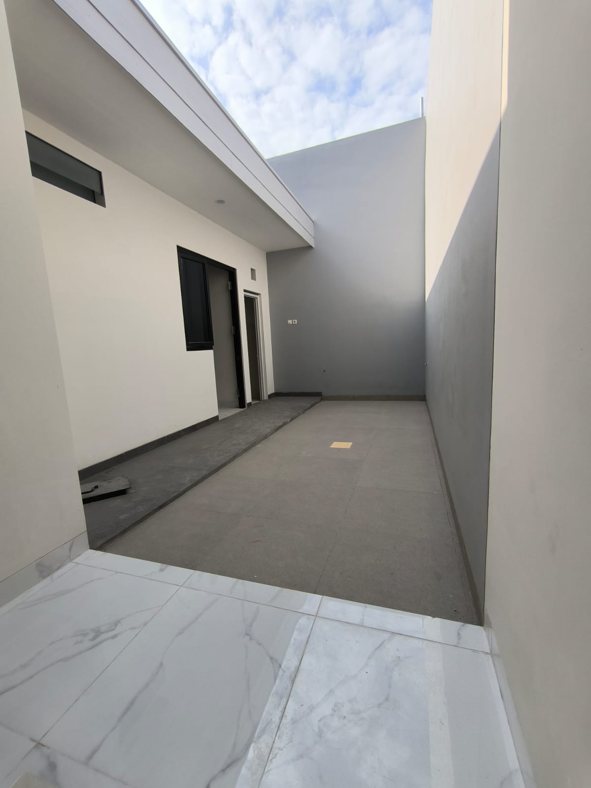 Dijual Rumah 2 Lantai Baru Gress di Lebak Arum Surabaya Timur - Thumbnail 8