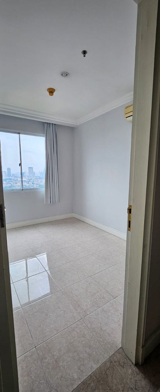 Disewakan Apartemen Bagus di Grand ITC Permata Hijau Mewah Jakarta Selatan - Thumbnail 3