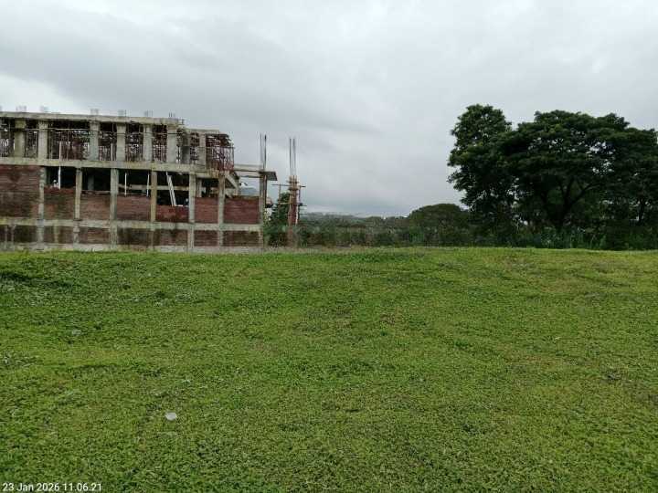 Disewakan Tanah Komersial Strategis di Golf View Citraland Surabaya Barat - Image 1