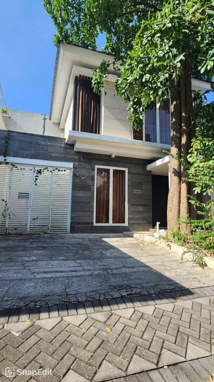 Disewakan Rumah Bagus di Pelican Hill Citraland Utara Surabaya Barat - Image 1