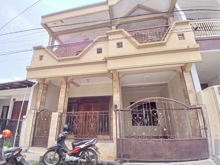 Dijual Murah Rumah Siap Huni di Taman Pondok Indah Wiyung Surabaya Barat - Image 1