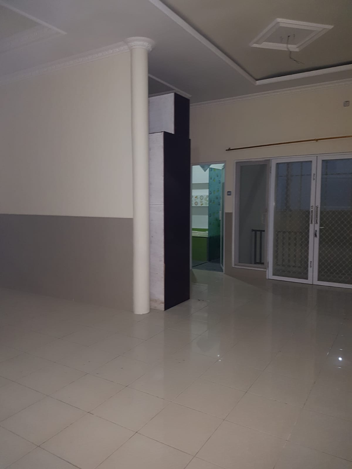 Dijual / Sewa Rumah Minimalis 2 Lantai Woodland Citraland Surabaya Barat - Thumbnail 4