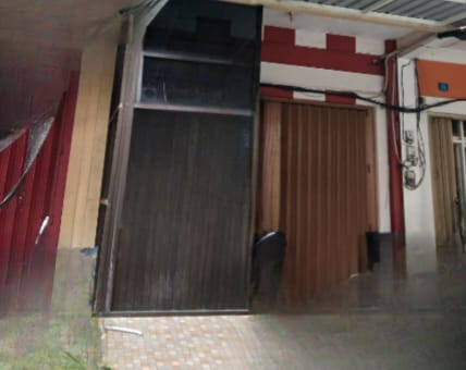 Disewakan Ruko Strategis – Siap Usaha & Investasi Di Panjang Jiwo Surabaya Timur - Image 1