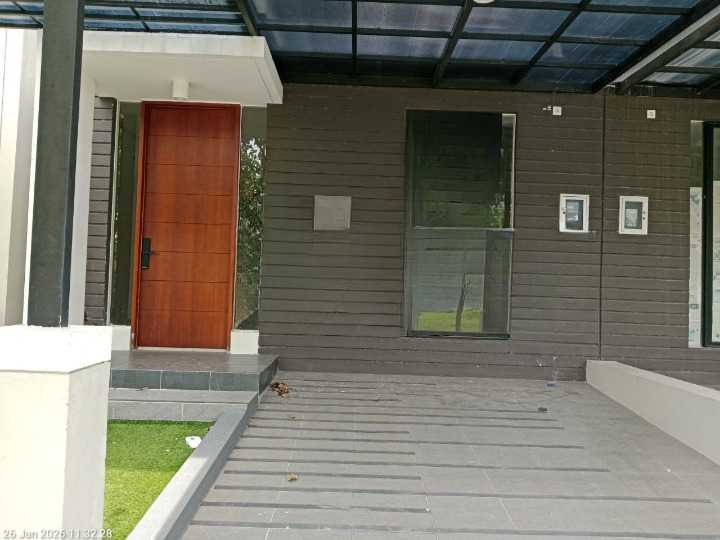 Dijual Rumah Strategis Northwest Central Citraland Surabaya Barat - Image 1
