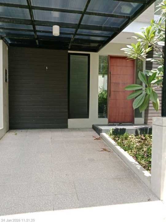 Dijual Rumah baru siap huni 2 lantai di Northwest Hill Citraland - Image 1