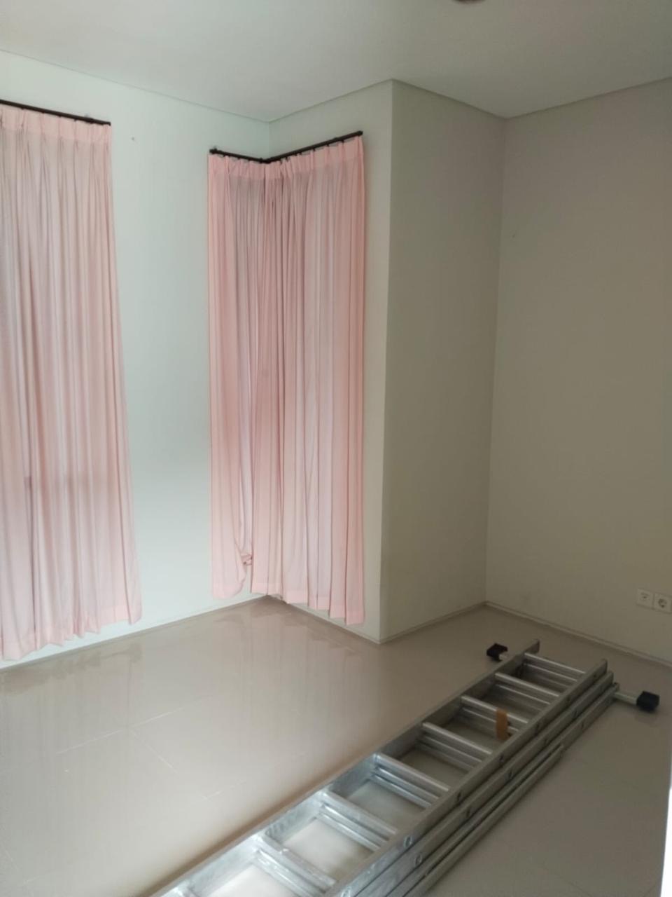 Dijual Rumah Strategis di kawasan Citraland northwest hill Surabaya Barat - Thumbnail 4