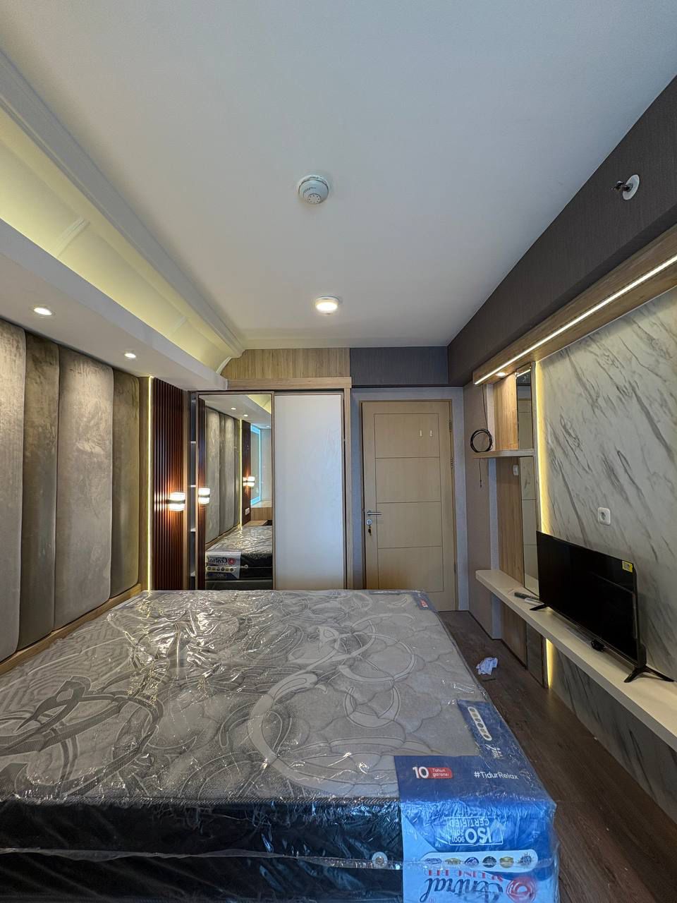 Dijual Apartment Full Furnished Lokasi Strategis Surabaya Timur - Image 1