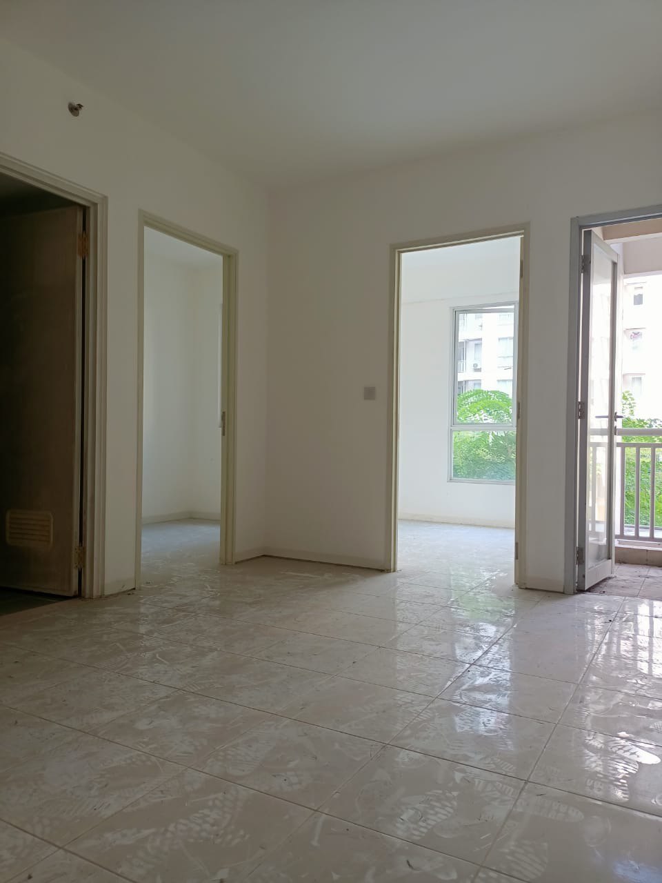 Dijual Apartemen Strategis di East Coast Pakuwon City Surabaya Timur - Thumbnail 4