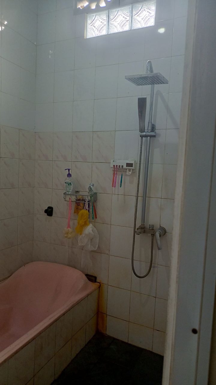 Dijual Rumah 2 Lantai Strategis di Petemon Sidomulyo Surabaya Barat - Thumbnail 5