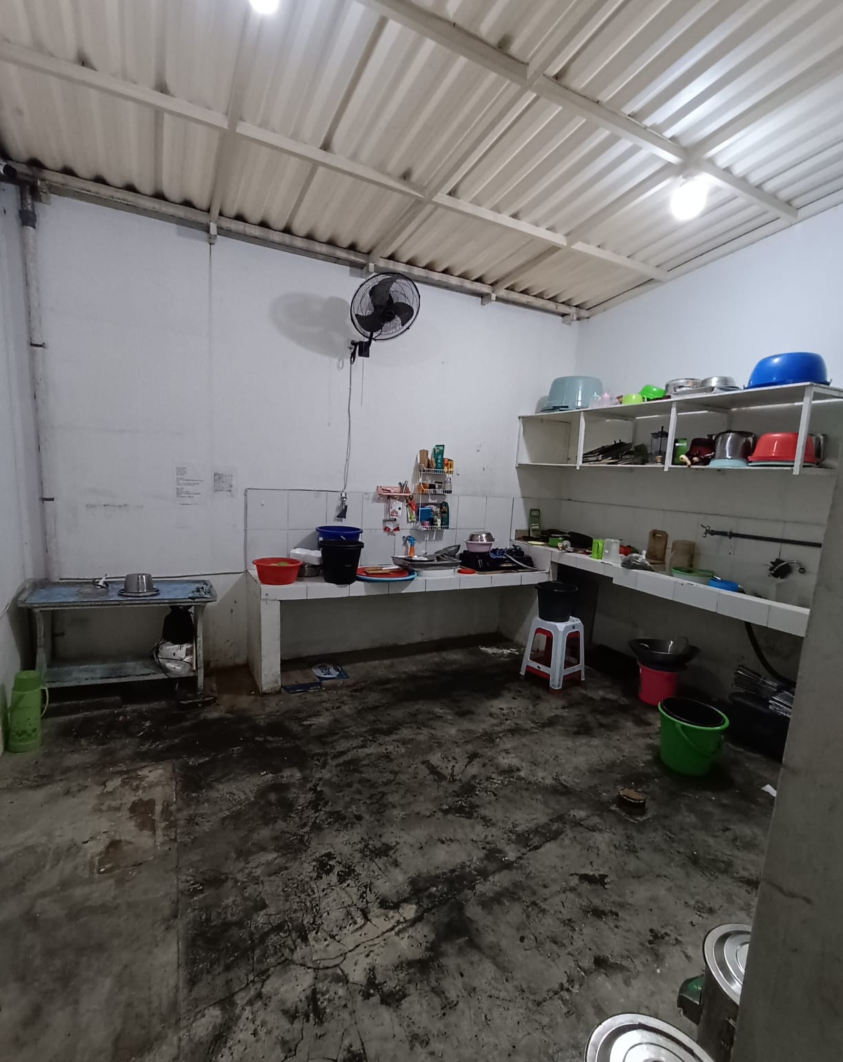 Disewakan / Oper Kontrak Ruko San Antonio 2 Lantai Lokasi Komersial Strategis Surabaya Timur - Thumbnail 2