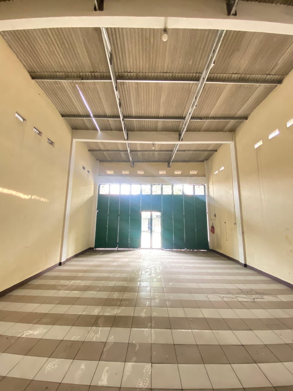 Dijual /disewakan Ruko 1,5 Lantai Strategis di Jalan Gresik Surabaya Utara - Thumbnail 4