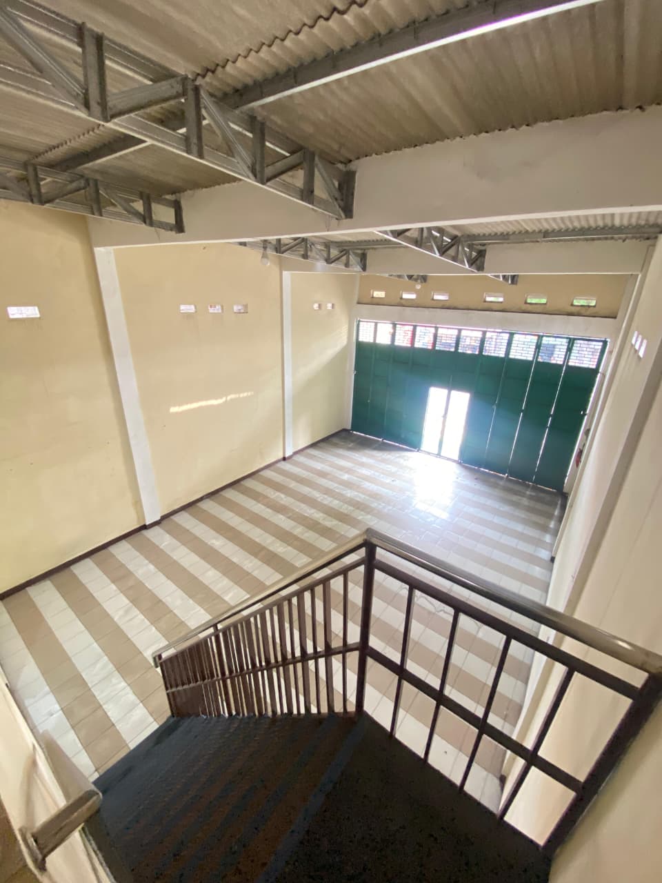 Dijual /disewakan Ruko 1,5 Lantai Strategis di Jalan Gresik Surabaya Utara - Thumbnail 6