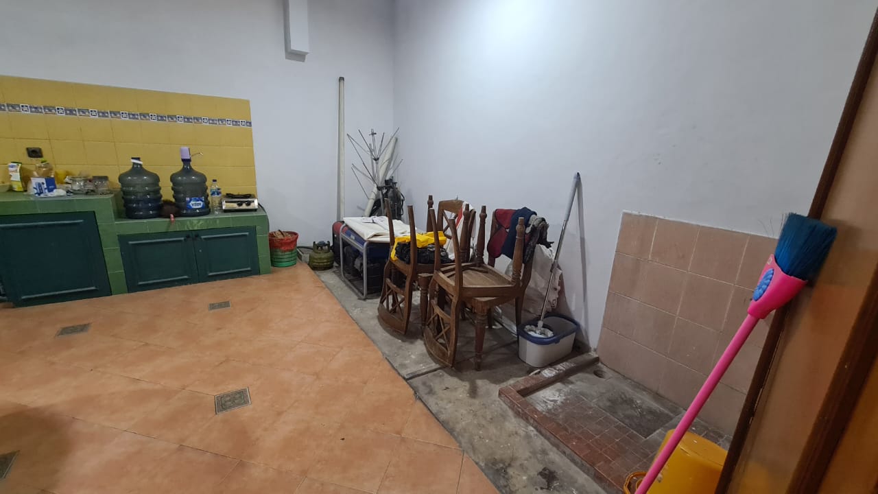 Dijual Rumah Siap Huni SHM Babatan Pratama Wiyung Surabaya Barat Bangunan Full Belakang - Thumbnail 4