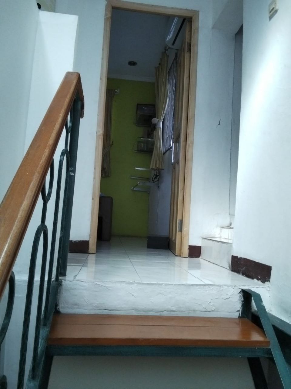 Dijual Rumah Siap Huni di Wilayah Jakarta Pusat - Thumbnail 4