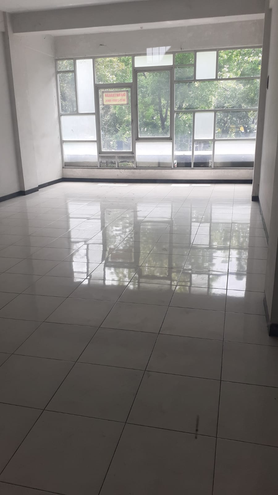 Disewakan Ruko Strategis di Icon 21 Merr Surabaya Timur - Thumbnail 2