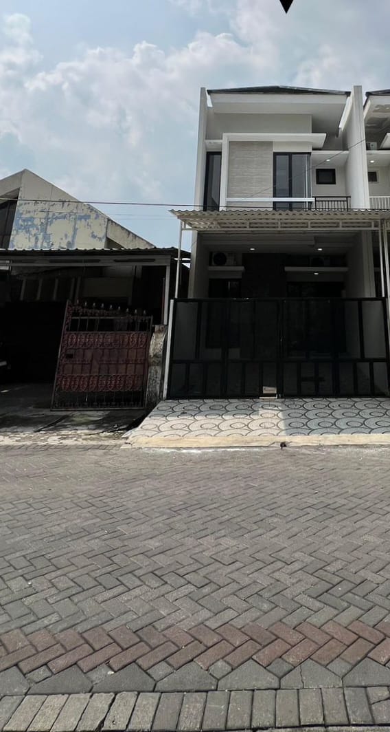 Dijual Rumah Baru Minimalis 2 Lantai di Kutisari Surabaya Selatan - Image 1