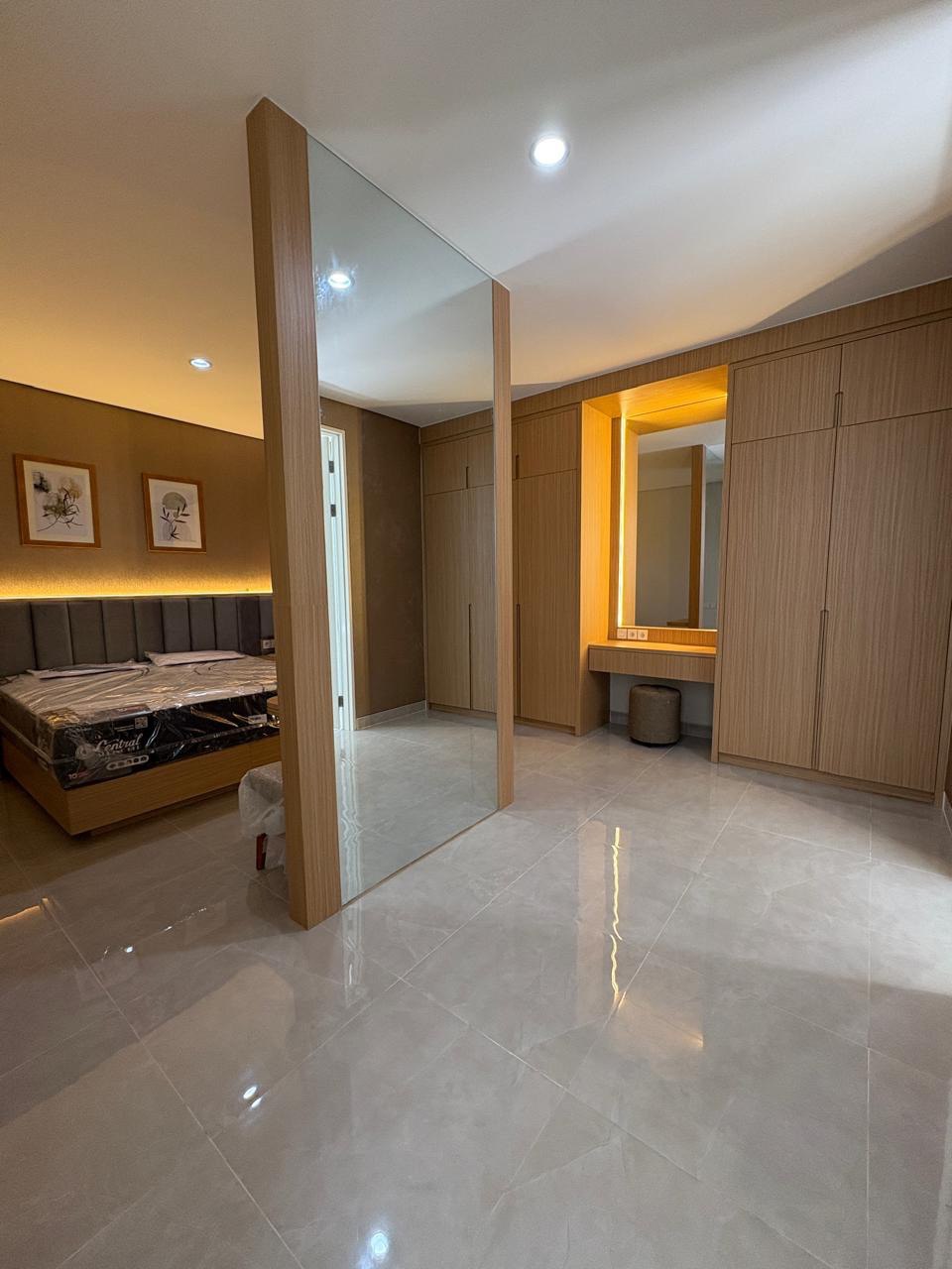 Disewakan Rumah Strategis Eksklusif di Kawasan Premium Pelican Hill Citraland Surabaya Barat - Thumbnail 4