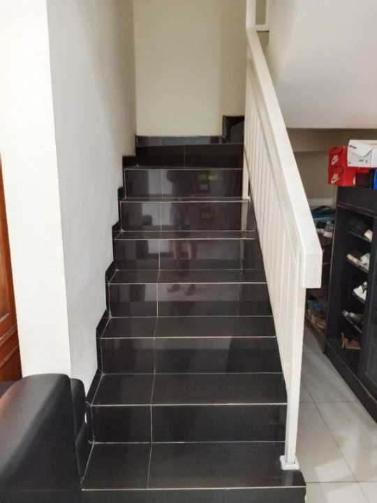 Dijual/Disewakan Rumah Strategis Siap Huni di Taman Puspa Raya Citraland Surabaya Barat - Thumbnail 2